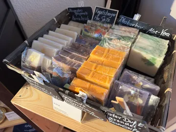 Handgemachte Seifen und regionale Produkte