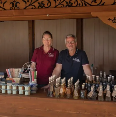 Peter & Susann Schneider – Destillerie Schneider aus Aulendiebach